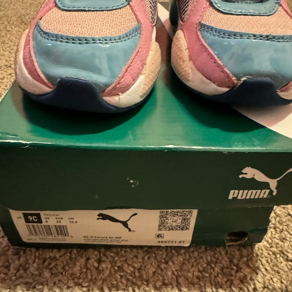Girls Puma - Picture 2 of 6